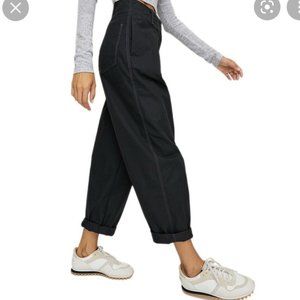 Aritzia Wilfred Free Day Off Pants High Waisted Size 4